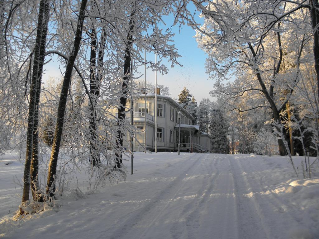 Neitsytniemen Kartano Bed and Breakfast Imatra Eksteriør billede