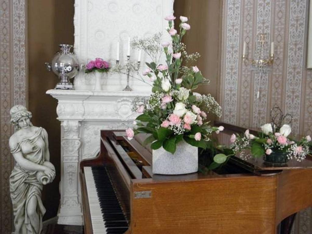 Neitsytniemen Kartano Bed and Breakfast Imatra Eksteriør billede