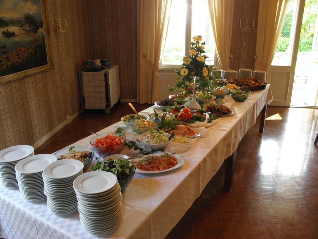 Neitsytniemen Kartano Bed and Breakfast Imatra Eksteriør billede